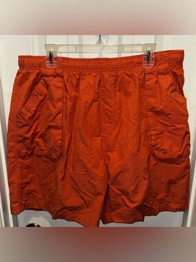 Casual Elastic Waist Orange swim trunks
Size L